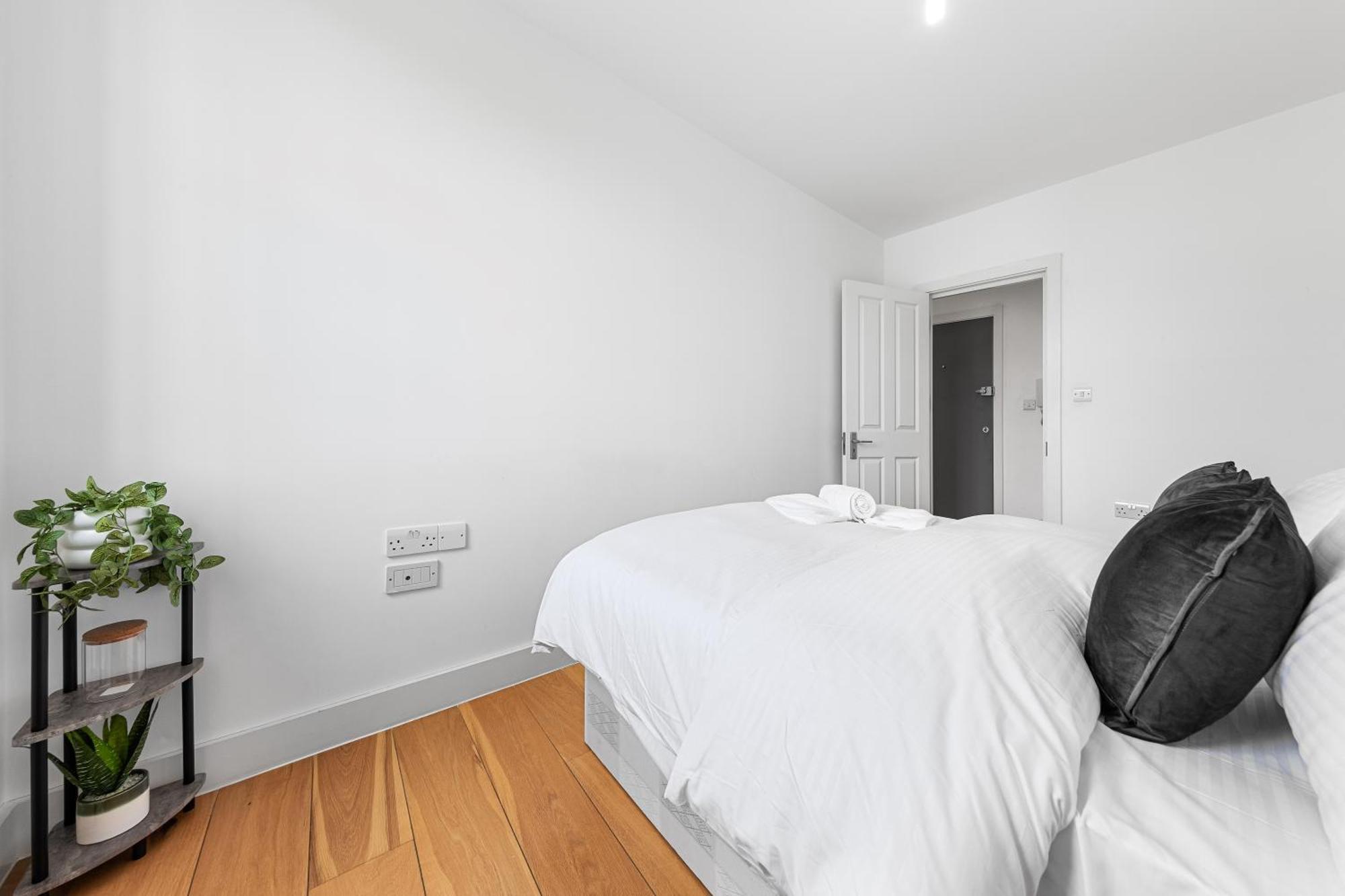 Апартаменти Modern Flat In Stockwell, 10 Mins From Oxford Circus Лондон Екстер'єр фото
